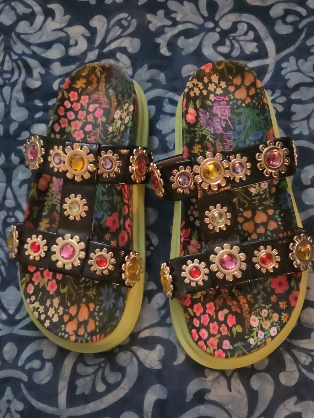 Women's Floral Jewel Slide Sandals - Black & Green